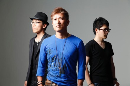 愛知県愛西市を拠点に活動する農業バンド、トランスファーマー。待望の2ndシングル「農MUSIC農LIFE」絶賛発売中!