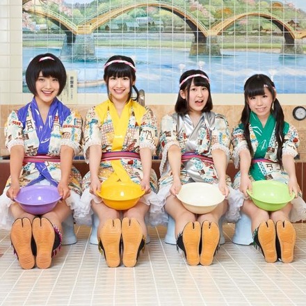 現メンバーは（左から）桜木美香、野島朋華、朝日野まお、倉田愛梨