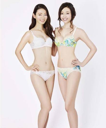 2016 トリンプ・イメージガール　左：川辺優紀子（かわべ ゆきこ）　右：中川知香（なかがわちか）